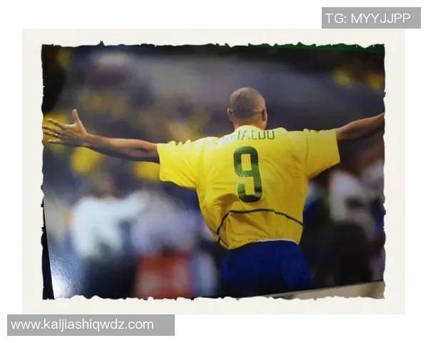 足球传奇罗纳尔多的银幕之旅揭秘与精彩瞬间回顾